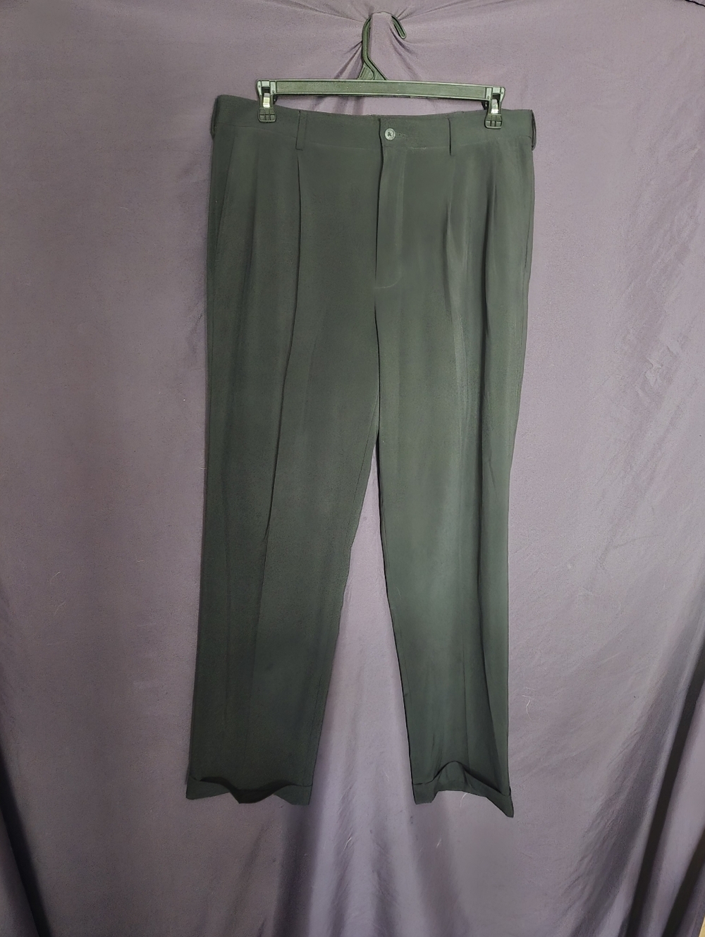 Ben Hogan 36x32Men's Black Flex Band Polyester Golf Pants